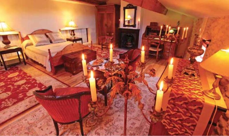 Maison ancienne - 360 m² - 6 pièces