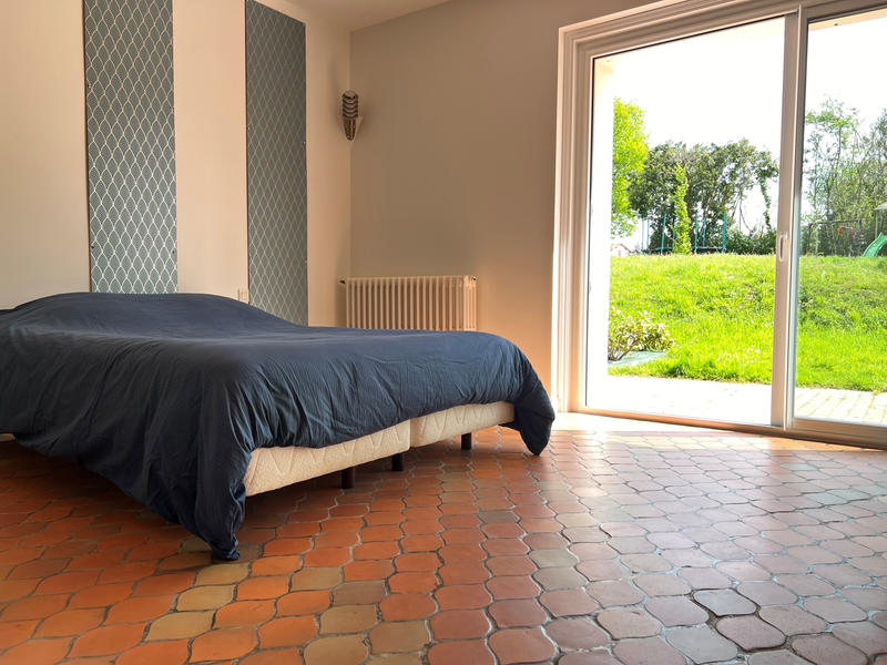 Maison - 258 m² - 9 pièces