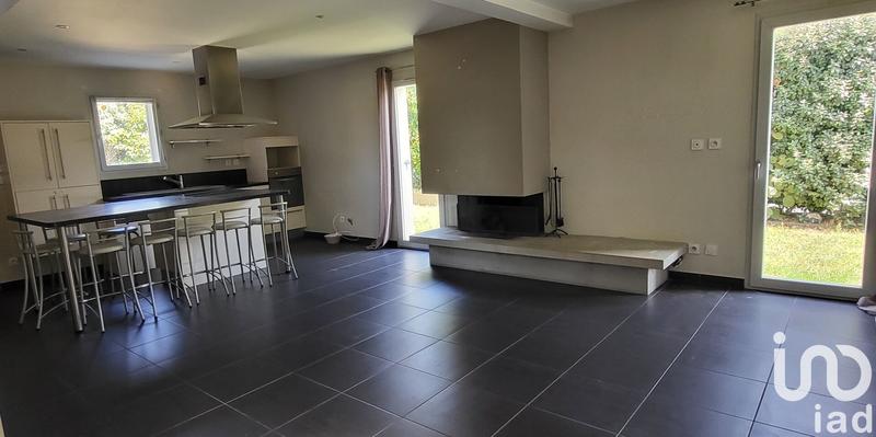 Maison - 92 m² - 6 pièces