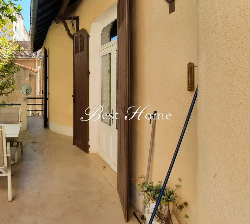 Appartement - 105 m² - 4 pièces