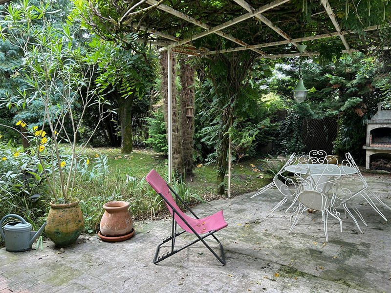 Bureau - 200 m² - 8 pièces