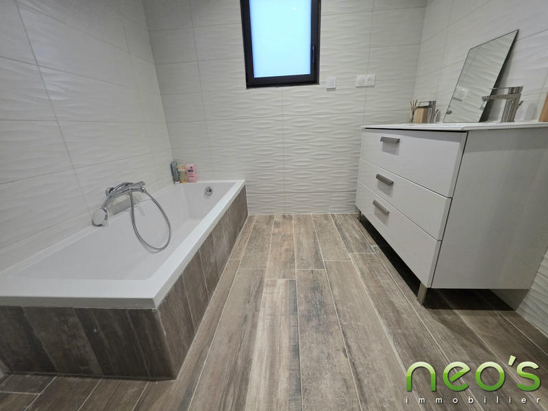 Maison - 130 m² - 6 pièces