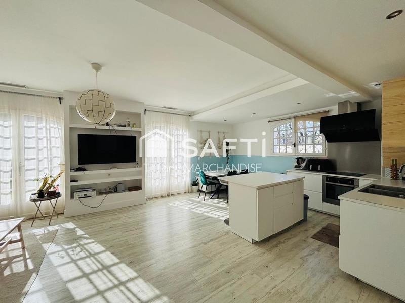 Maison - 111 m² - 5 pièces