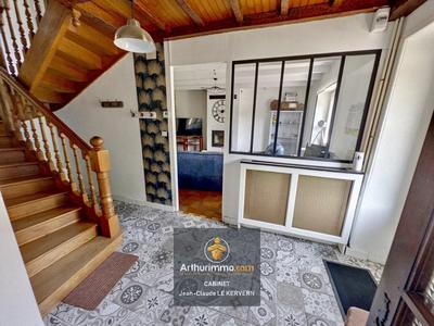 Maison - 151 m² - 6 pièces