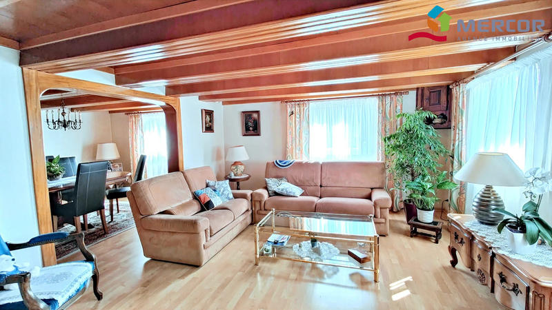 Maison ancienne - 198 m² - 8 pièces