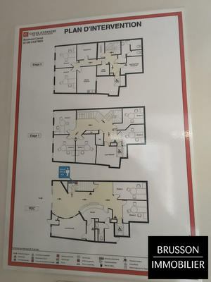 Local commercial - 318 m²