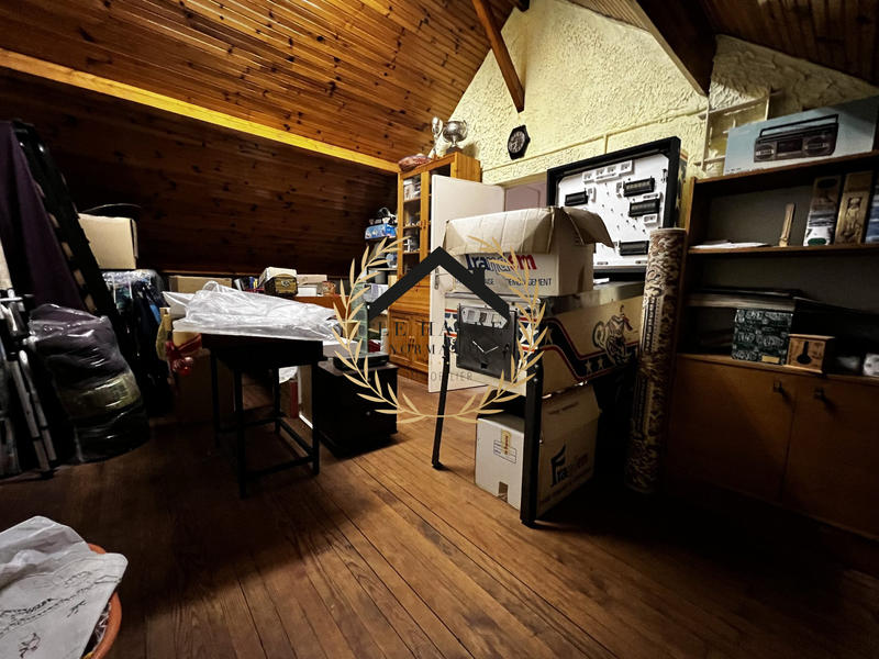 Maison traditionnelle - 110 m² - 7 pièces