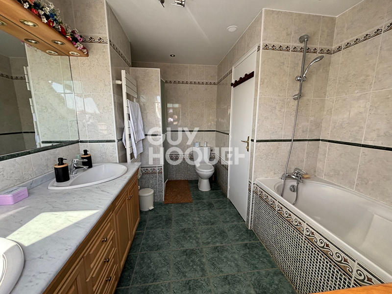 Maison - 139 m² - 5 pièces