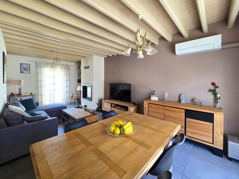 Maison - 98 m² - 6 pièces