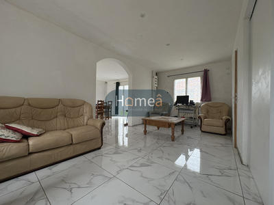 Maison - 204 m² - 4 pièces