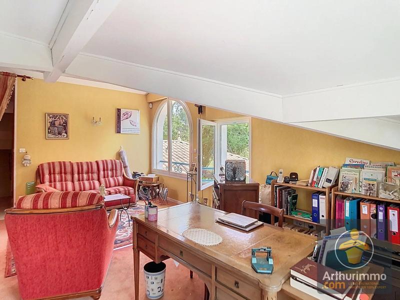 Maison - 199 m² - 6 pièces