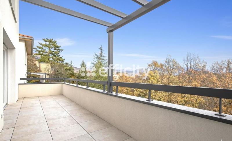 Appartement - 91 m² - 4 pièces