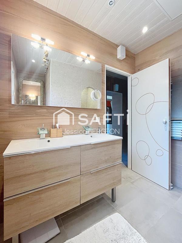 Maison - 170 m² - 6 pièces