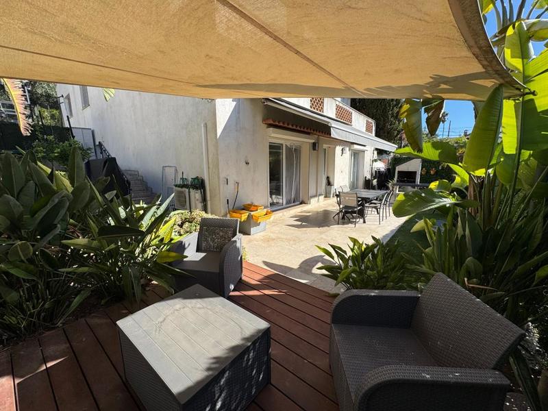 Appartement - 80 m² - 3 pièces