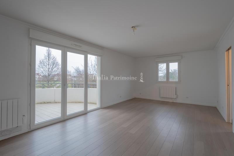 Appartement - 88 m² - 4 pièces