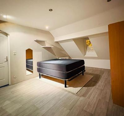 Maison - 110 m² - 8 pièces