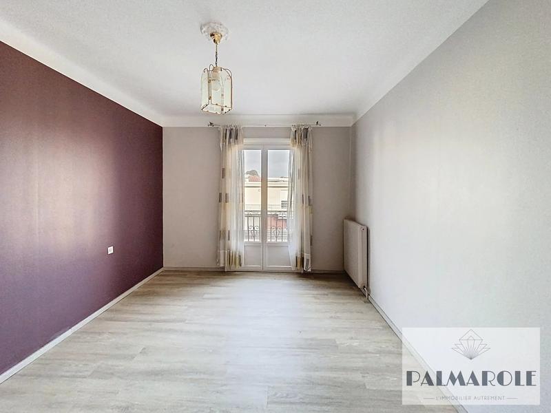 Appartement - 85 m² - 4 pièces