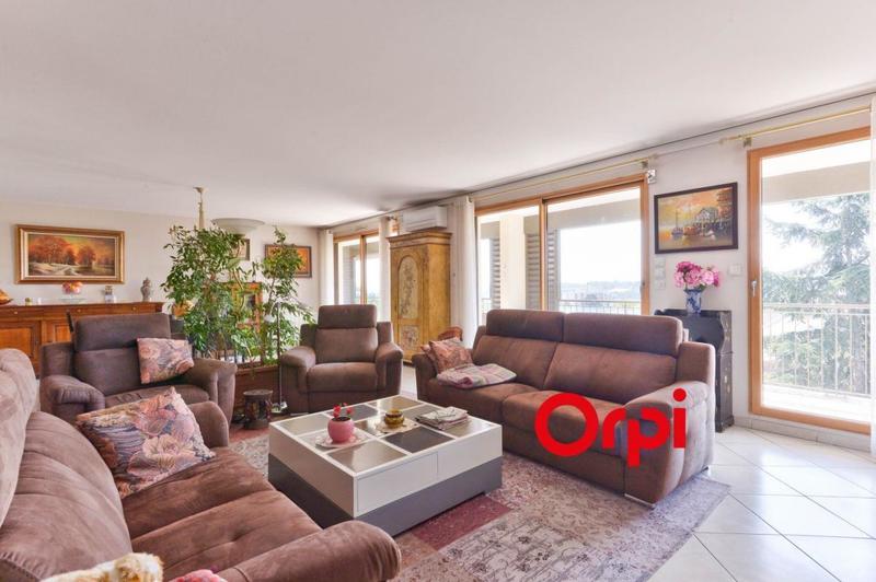 Appartement - 162 m² - 5 pièces