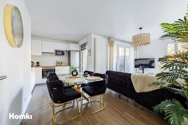 Appartement - 67 m² - 3 pièces