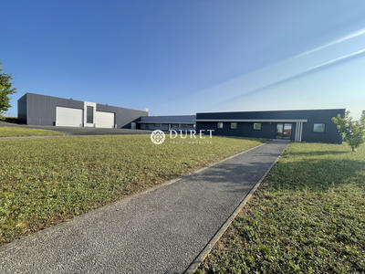 Local d'activités - 1 690 m² - 20 pièces