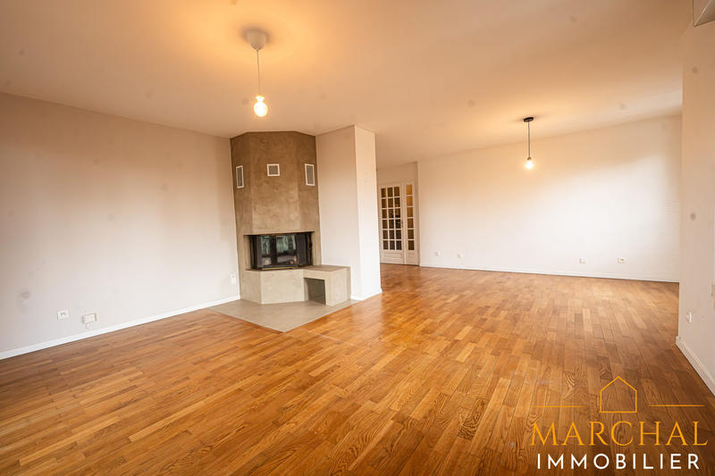 Appartement - 85 m² - 3 pièces