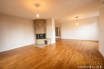 Appartement - 85 m² - 3 pièces