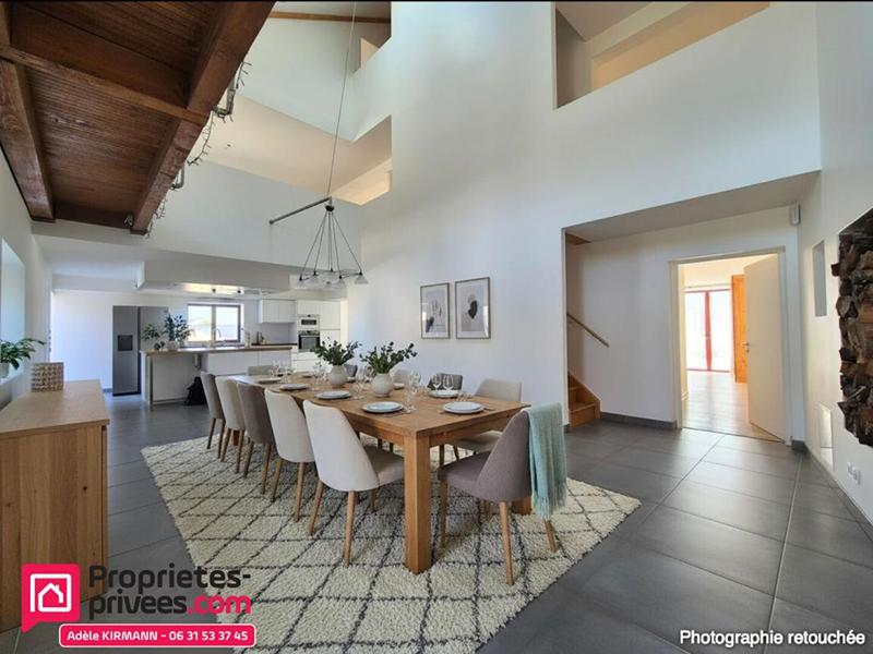 Maison - 279 m² - 6 pièces