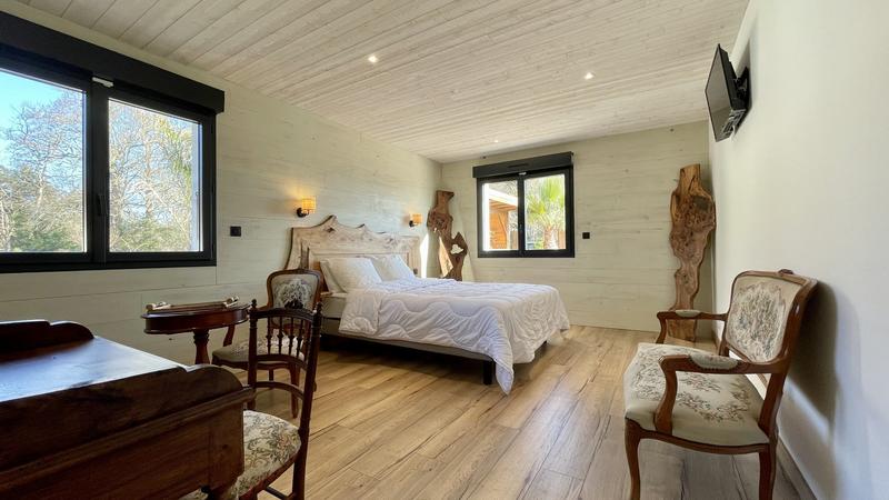 Villa - 210 m² - 5 pièces