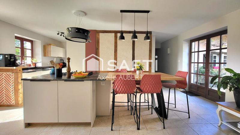 Maison - 401 m² - 14 pièces