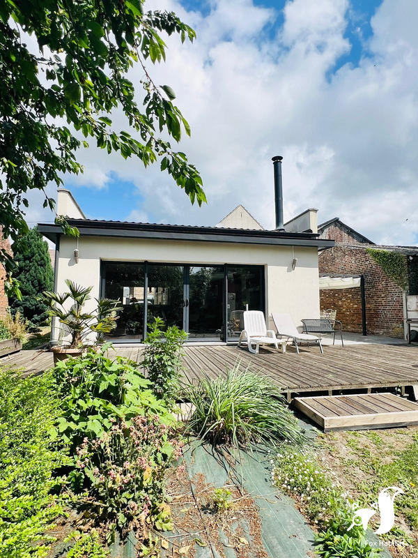 Maison ancienne - 195 m² - 6 pièces