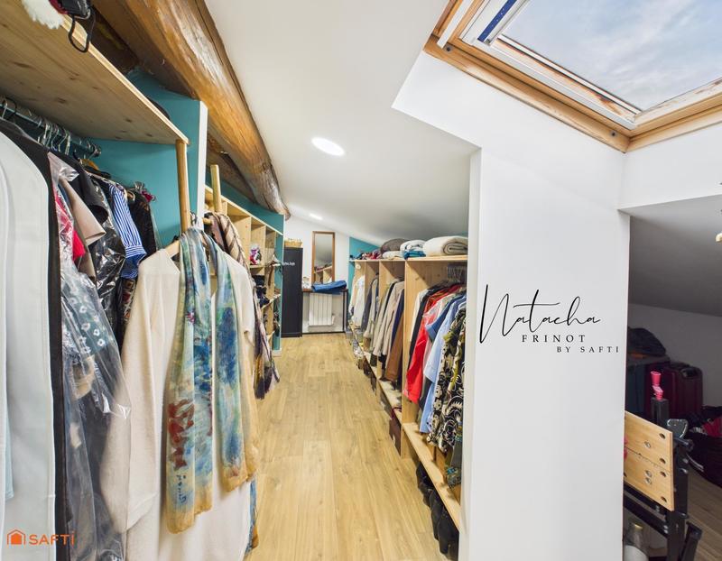 Maison - 210 m² - 5 pièces