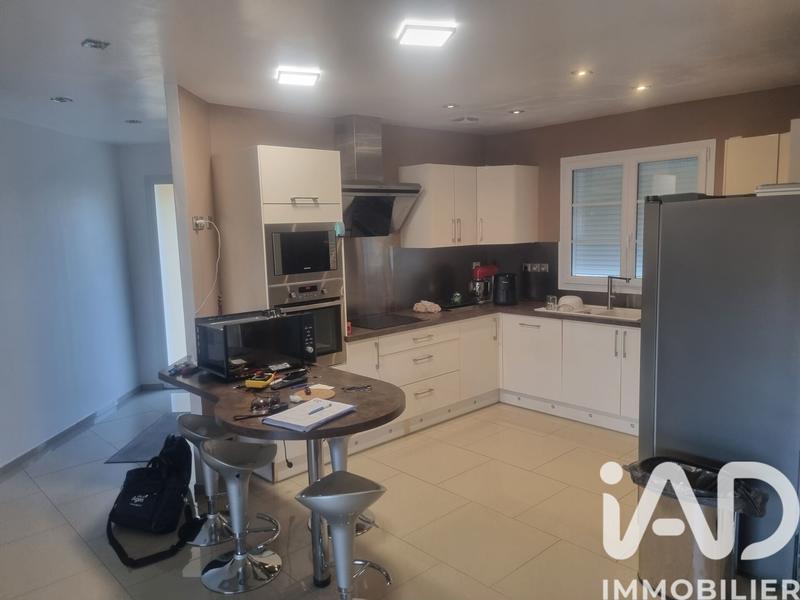 Maison - 140 m² - 5 pièces