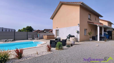 Maison - 125 m² - 5 pièces