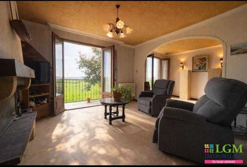 Maison - 210 m² - 9 pièces