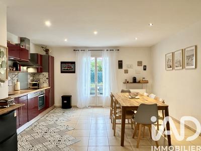 Maison - 93 m² - 4 pièces