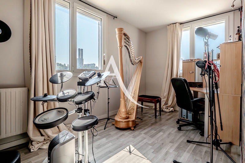 Appartement - 83 m² - 4 pièces