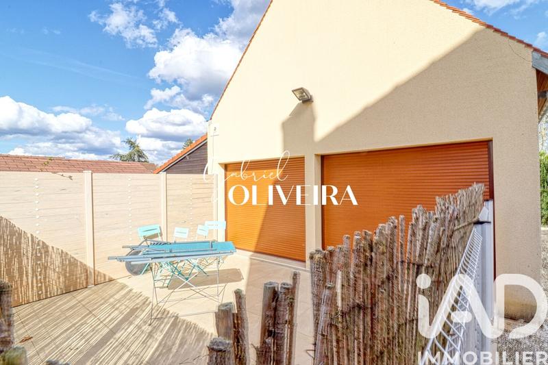 Maison - 232 m² - 10 pièces