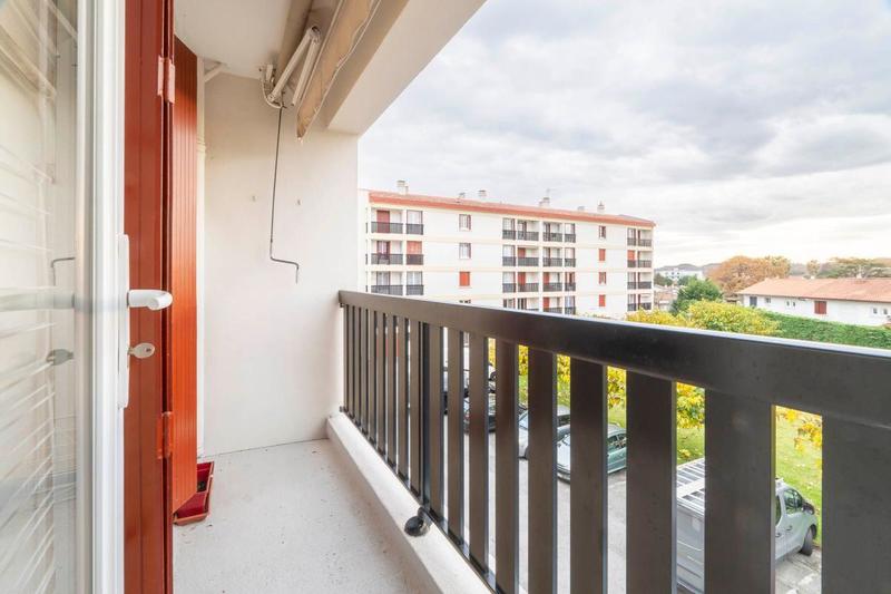 Appartement - 72 m² - 4 pièces