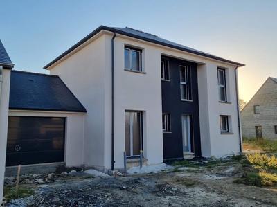 Maison - 110 m² - 4 pièces