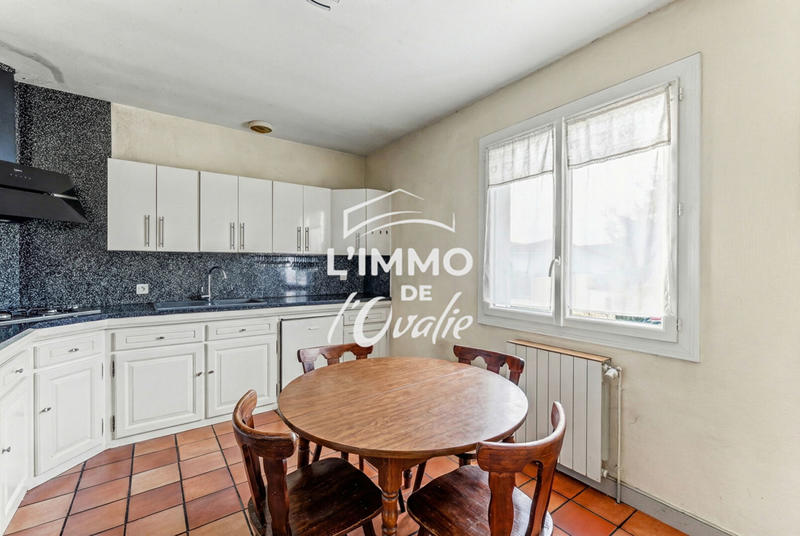 Maison - 211 m² - 7 pièces