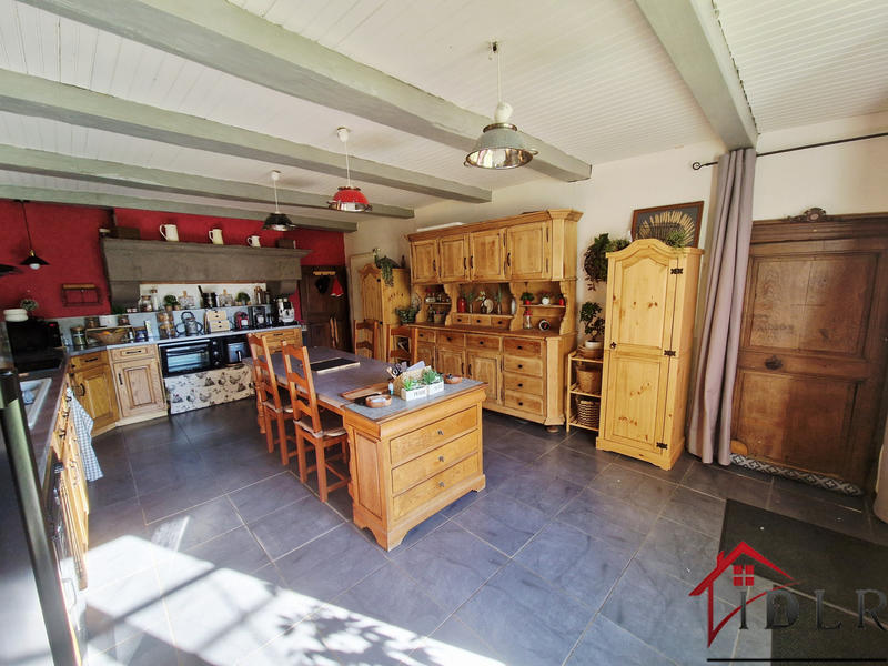 Maison - 184 m² - 6 pièces