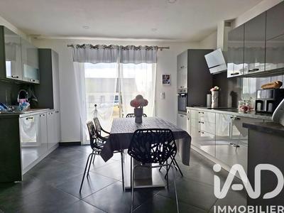 Maison - 148 m² - 5 pièces