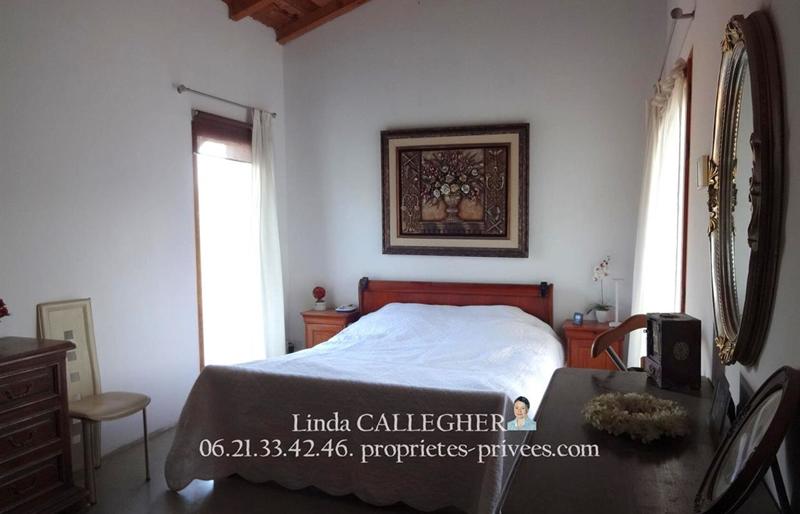 Villa - 222 m² - 5 pièces