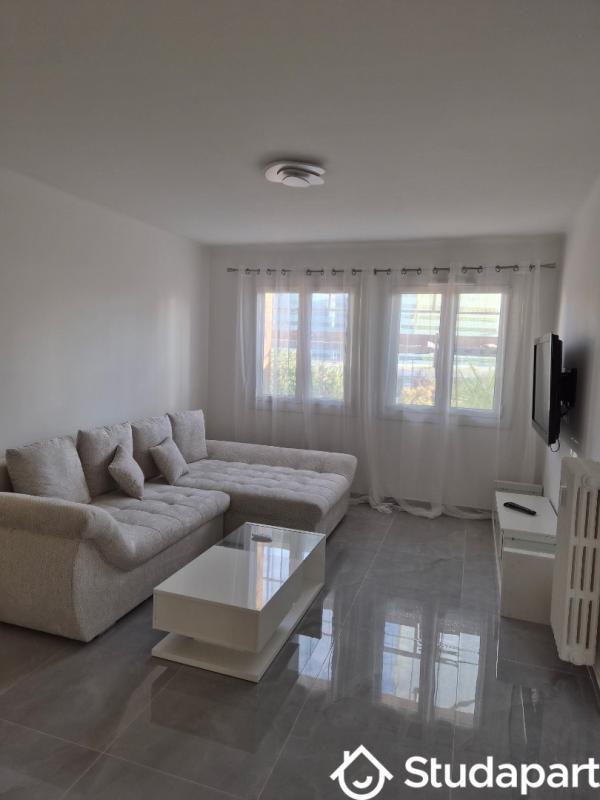 Appartement - 70 m² - 4 pièces