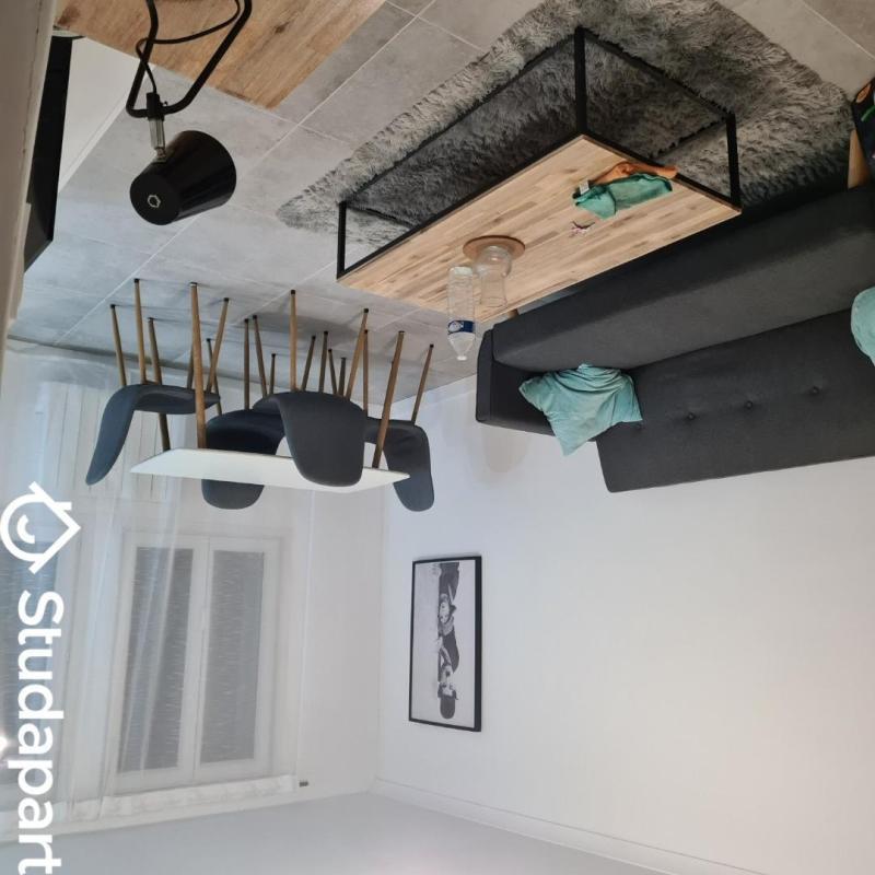 Chambre - 14 m² - 1 pièce