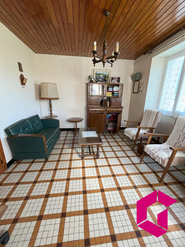 Maison ancienne - 138 m² - 7 pièces