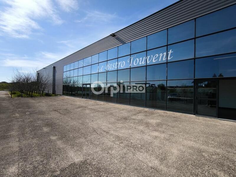 Local commercial - 276 m²