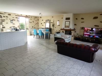 Maison ancienne - 158 m² - 6 pièces