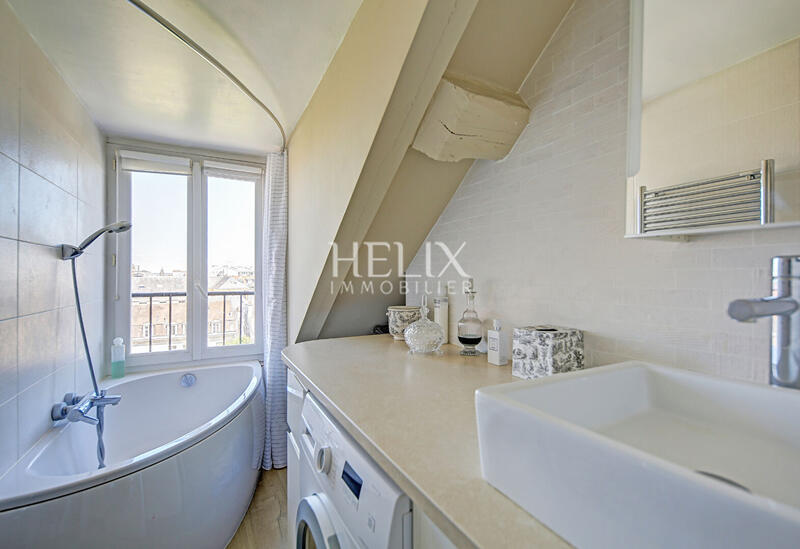 Appartement - 110 m² - 4 pièces