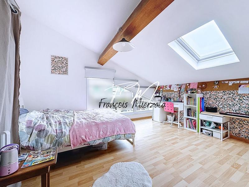 Maison - 155 m² - 7 pièces